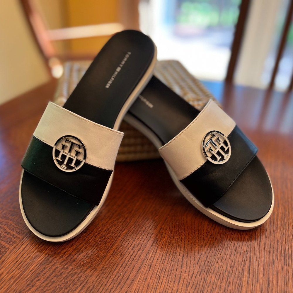 Tommy Hilfiger Souli Slide Sandals--size 8M